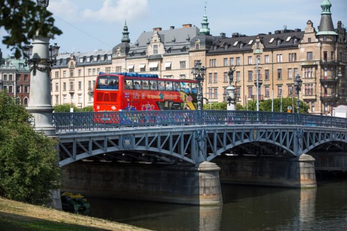 Stockholm: City Sightseeing Hop-On Hop-Off Bus Tour - Exploring Stockholms Art and Culture