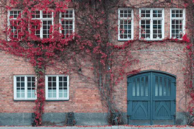 Stockholm: Djurgården and Östermalm Island Tour - Guided Walking Tour