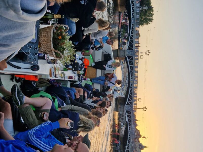 Stockholm: Electric Boat Tour With Live Music - Tour Duration and Pricing