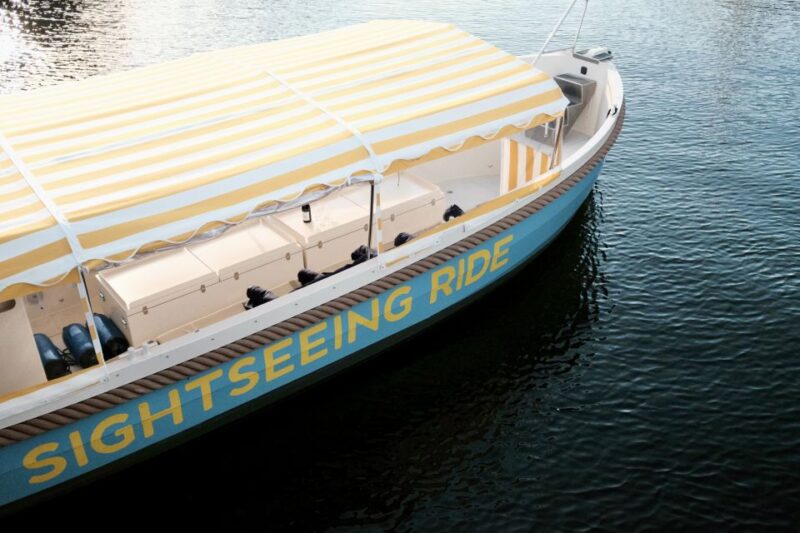 Stockholm: Electric Boat Tour With Live Music - Meeting Point and Departure