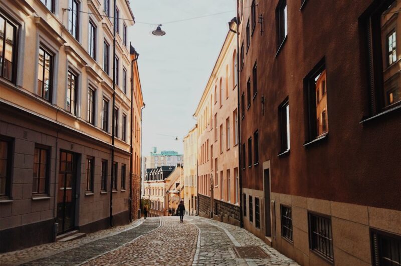 Stockholm: Express Walk With a Local in 60 Minutes - What to Bring