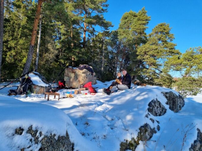 Stockholm: Family Friendly Private Ice Skating Tour & Lunch - What to Bring
