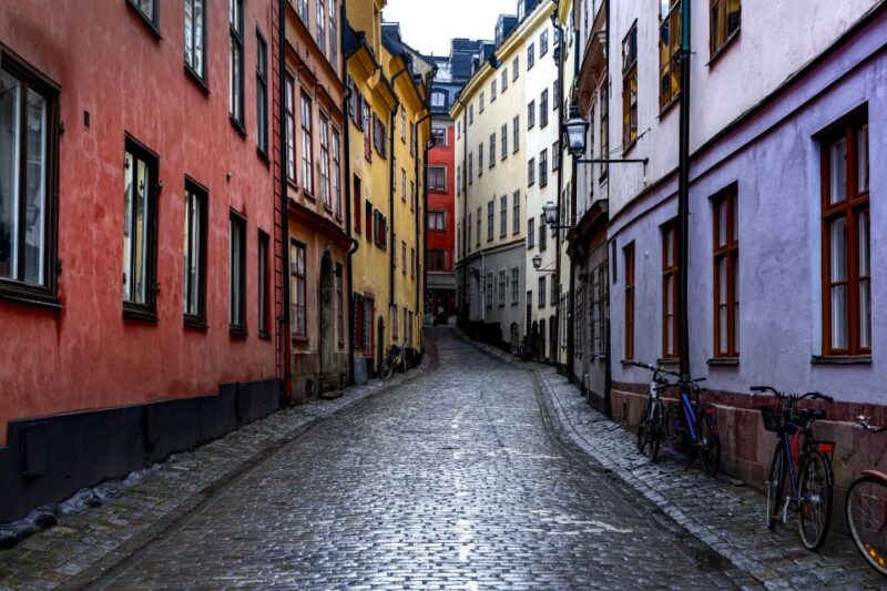 Stockholm: First Discovery Walk and Reading Walking Tour - Good To Know