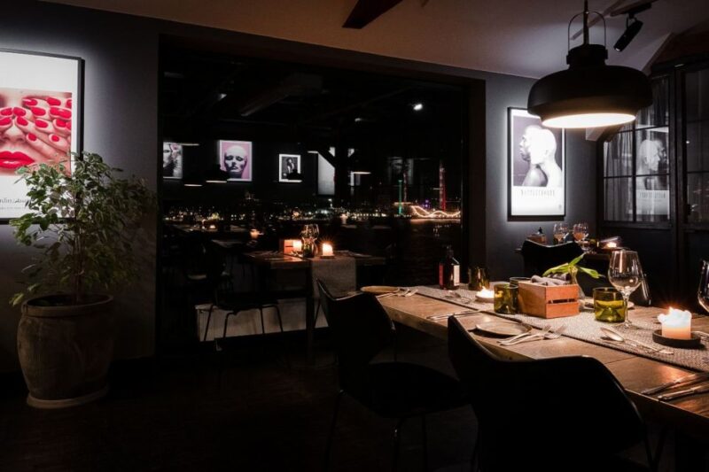 Stockholm: Fotografiska Museum Entrance Ticket - Dining and Retail Options
