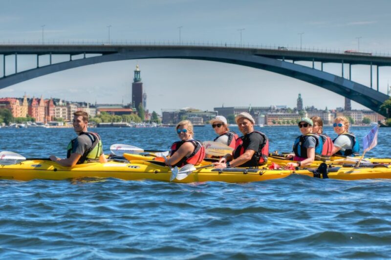 Stockholm: Guided Kayak City Tour & Optional Midsummer Meal - Paddling Experience