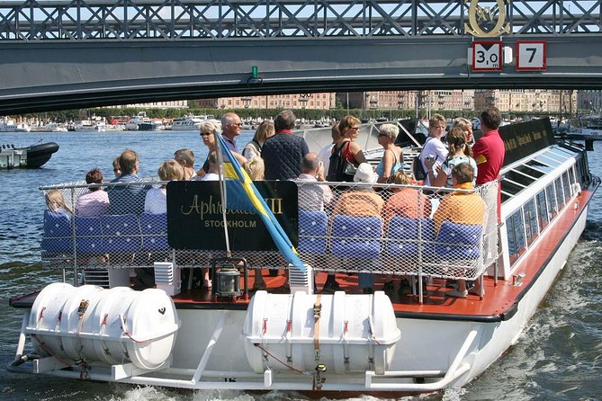 Stockholm Hop-On Hop-Off Sightseeing Cruise - Exploring Stockholms Waterways