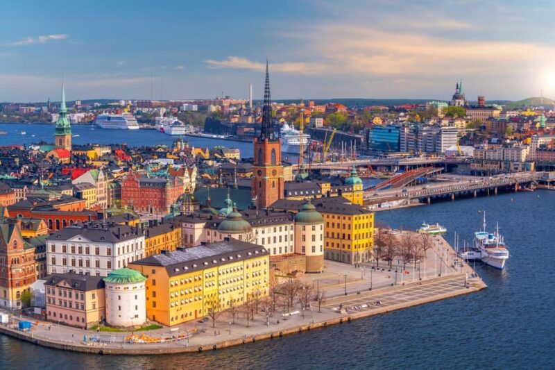 Stockholm: Insta-Perfect Walk With a Local - Highlights and Activities