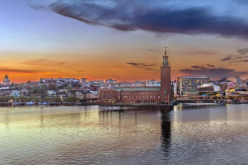 Stockholm: Insta-Perfect Walk With a Local - Group Size and Languages