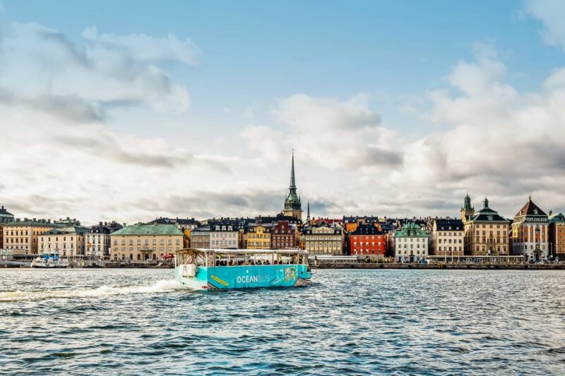 Stockholm: Land and Water Tour by Amphibious Bus - Dress Code