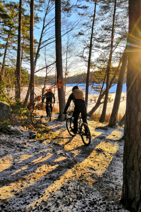 Stockholm: Mountain Biking Adventure for Experienced Riders - Midday Refreshments