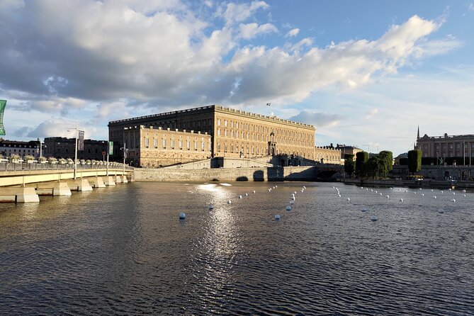 Stockholm Must See - Old Town, Boat Vasa Museum 3h Small Group - Tour Reviews and Feedback