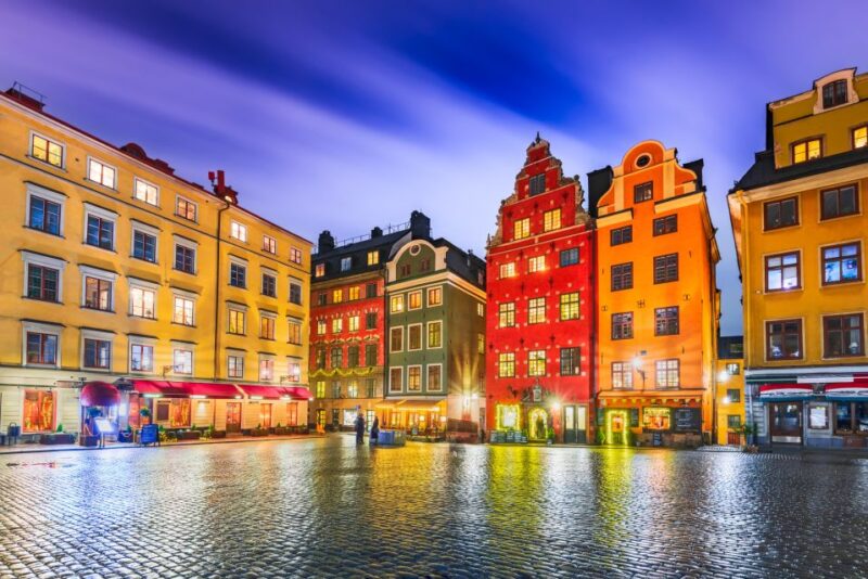 Stockholm: Old Town Guided Historical Walking Tour - Experience Highlights