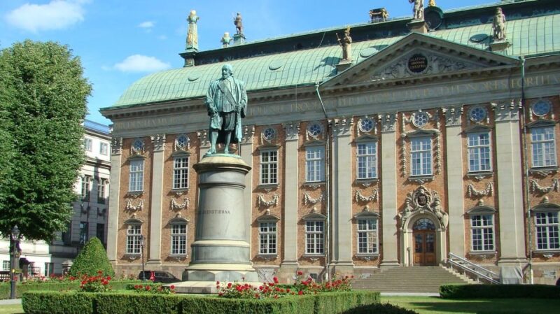 Stockholm: Old Town Walking Tour and the Vasa Museum - Boat Trip Details