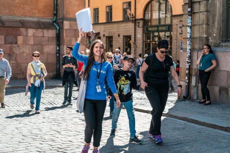 Stockholm: Old Town Walking Tour - Highlights and Experiences