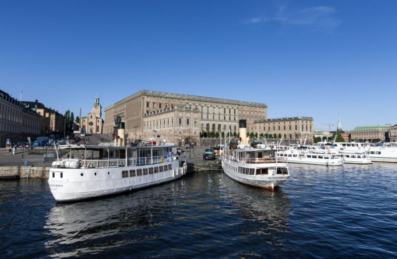 Stockholm: Old Town Walking Tour W/ Vasa Museum & Boat Ride - Tour Experience