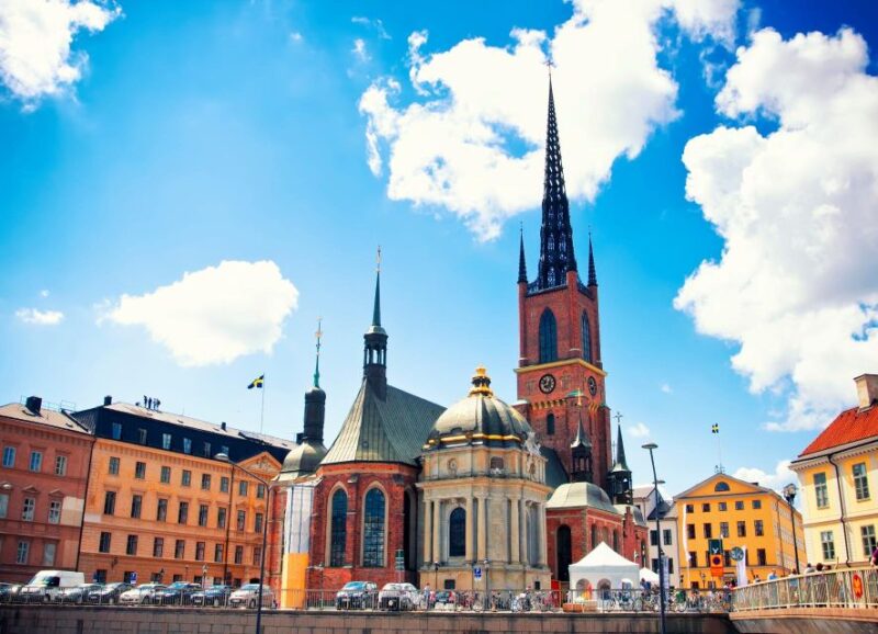 Stockholm Royal Palace Museums Gamla Stan Skip-the-line Tour - Meeting Point and Important Information