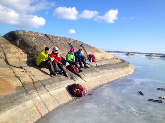 Stockholm: Skating on Natural Ice Introductory Tour - Transportation and Meeting Point