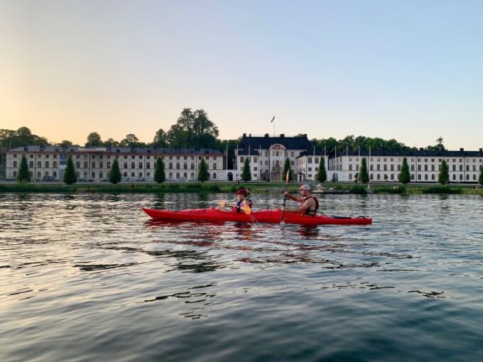 Stockholm: Sunset Kayak Tour in the City + Swedish Fika - Frequently Asked Questions