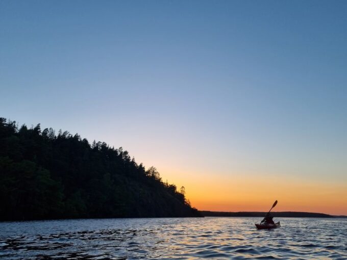 Stockholm: Sunset Kayak Tour on Lake Mälaren With Tea & Cake - Customer Feedback and Ratings
