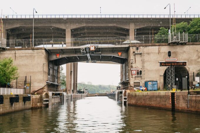 Stockholm: Under the Bridges Boat Tour - Accessibility Considerations