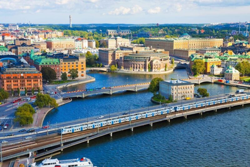 Stockholm Walking In App Audio Tour: From Central Station - Getting to the Starting Point