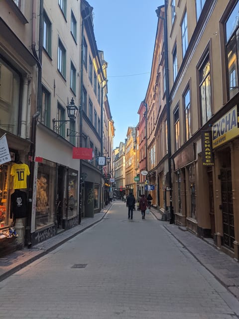 Stockholm: Walking Tour & Archipelago Boat Tour - Wildlife and Insights