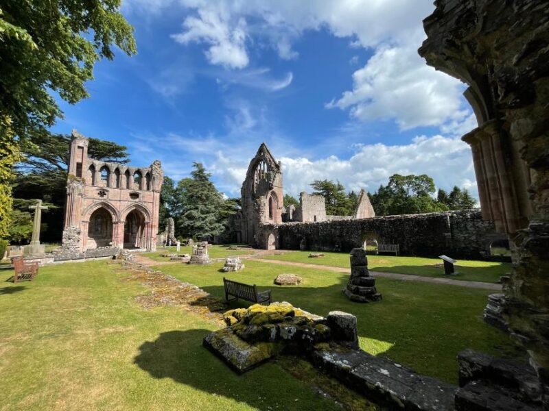Stone & Story: Rosslyn Chapel & Melrose Abbey Day Trip - Transportation and Accessibility