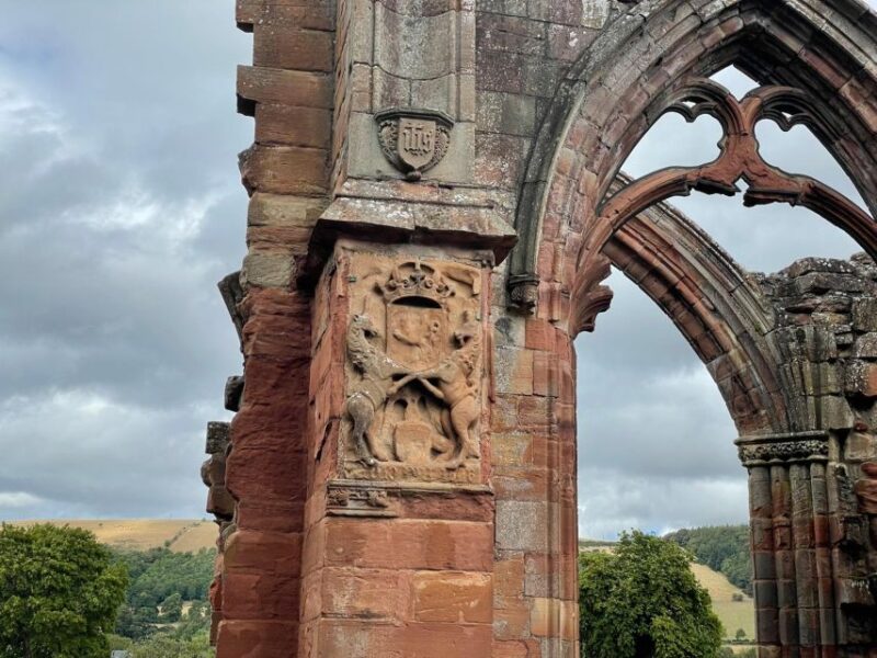 Stone & Story: Rosslyn Chapel & Melrose Abbey Day Trip - Exploring Rosslyn Chapel