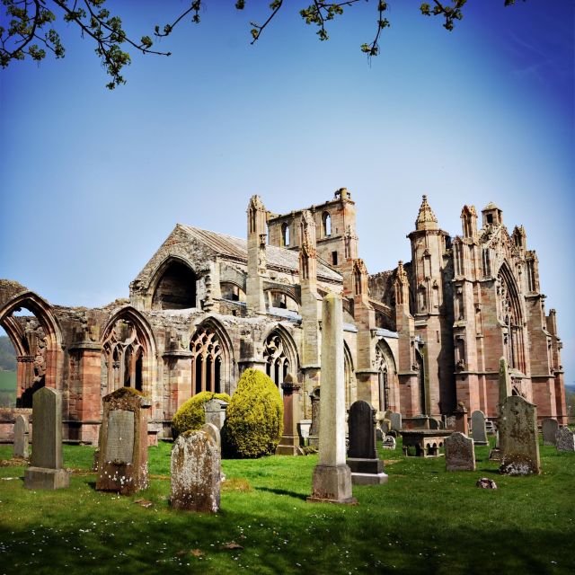 Stone & Story: Rosslyn Chapel & Melrose Abbey Day Trip - Discovering Abbotsford House