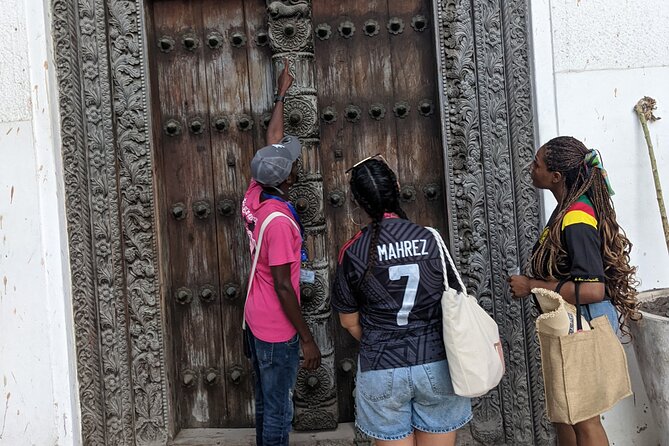 Stone Town Tour in Zanzibar. - Zanzibar Dishes and Seafood