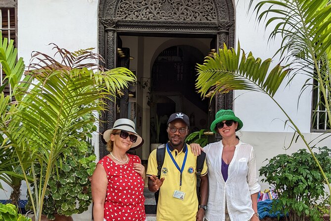 Stone Town Tour in Zanzibar. - Vibrant Old Fort