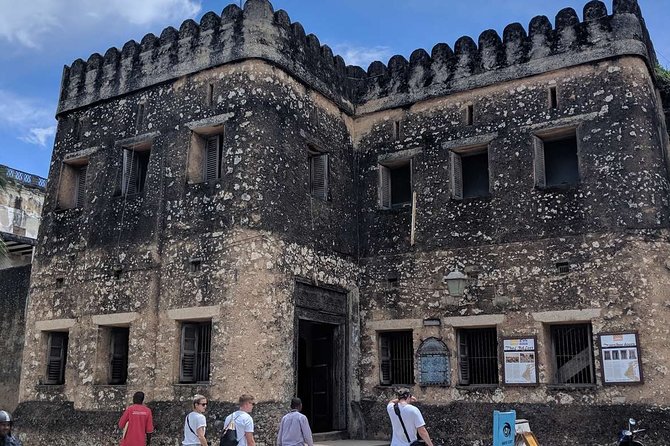 Stone Town Walking Tour, Shopping, History and Culture - Exploring the Historic Mizingani Road