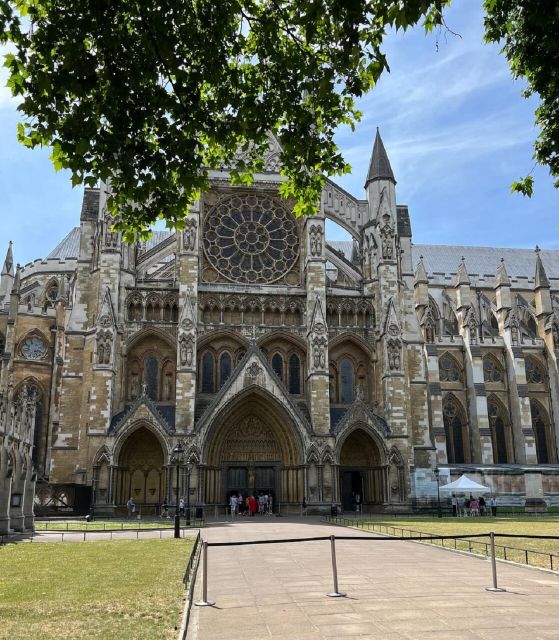 Stonehenge & Bath Private Guided Tours - Pickup and Drop-off
