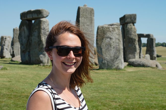 Stonehenge Half-Day Luxury Guided Tour From Bath for 2-8 - Intimate Group Experience