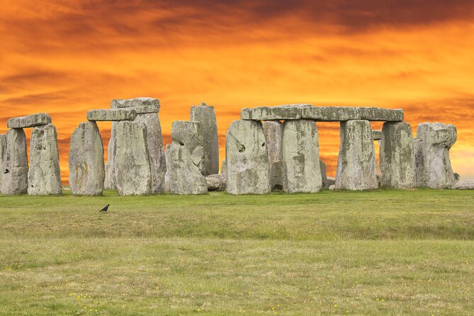 Stonehenge Inner Circle and Bath Tour With Dinner - Transportation