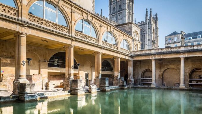 Stonehenge , Lacock , Roman Baths: Private Tour - Booking and Payment