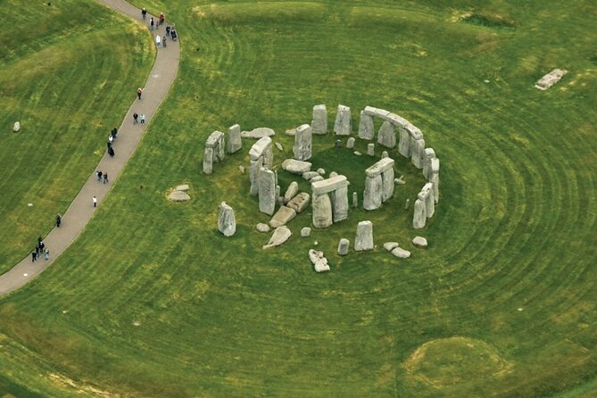 Stonehenge, Salisbury & Old Sarum Private Day Trip From Bath - Old Sarum: Ancient Hilltop Fortress