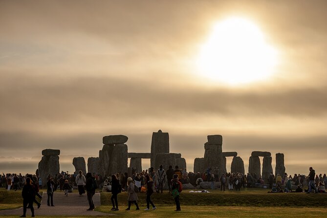 Stonehenge Summer Solstice Tour From London: Sunset or Sunrise Viewing - Traveler Feedback Summary