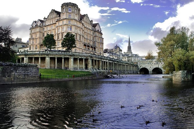 Stonehenge, Windsor Castle and Bath With Pub Lunch in Lacock - Confirmation and Booking