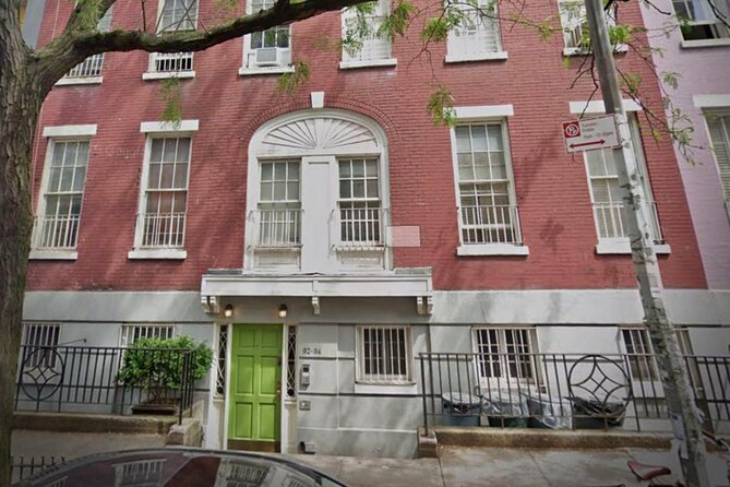 Stonewall and Gaslight: A Self-Guided Tour of Greenwich Village - Culinary Delights in the Village