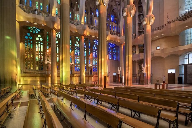 Stories of Sagrada Familia Insider Tour Inc. Priority Access - Accessibility and Participation