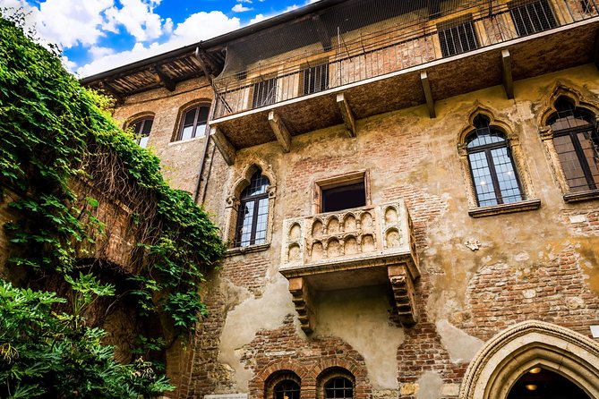 Story of Romeo and Juliet – Walking Tour in Verona - Whats Included in the Experience