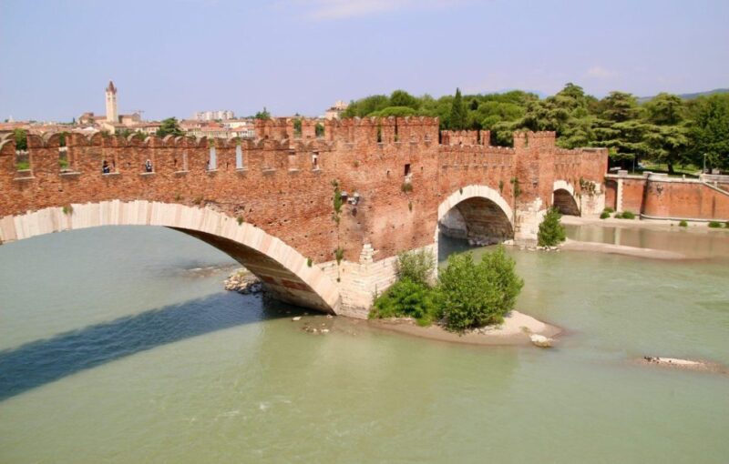 Story of Romeo and Juliet – Walking Tour in Verona - Tour Highlights