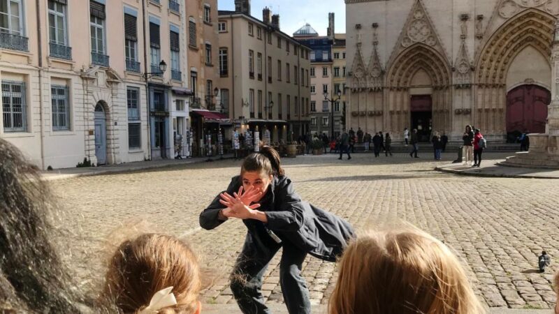 Storytelling Tour of the Vieux-Lyon for Children in English - Key Points
