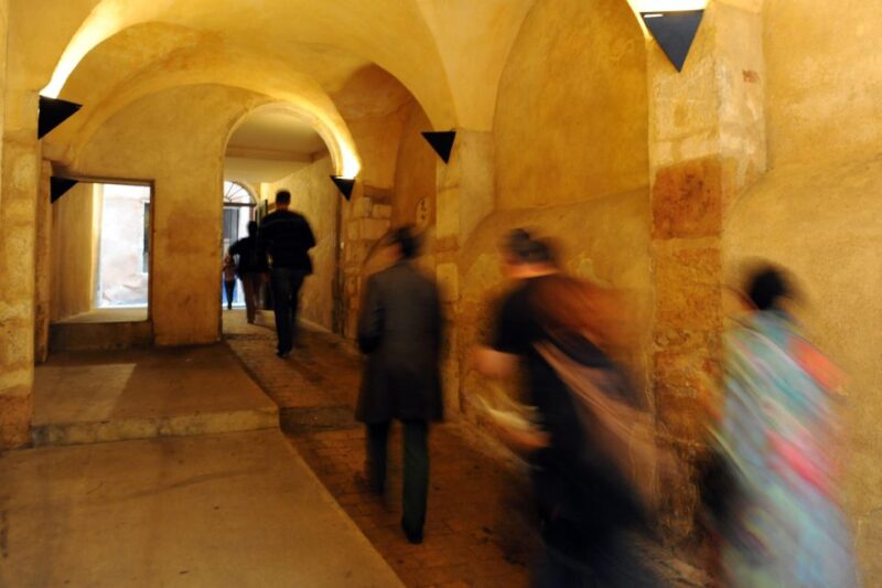 Storytelling Tour of the Vieux-Lyon in French - Background Information