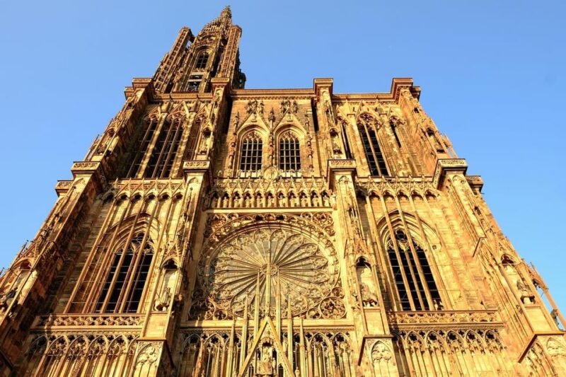 Strasbourg: 2-Hour Tour of the Historic Center and Petite France - Exploring Notre-Dame Cathedral