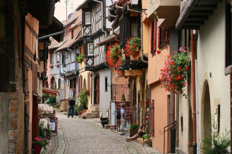 Strasbourg: Alsace Private Tour With Castle Entry Ticket - Visiting Haut-Koenigsbourg Castle