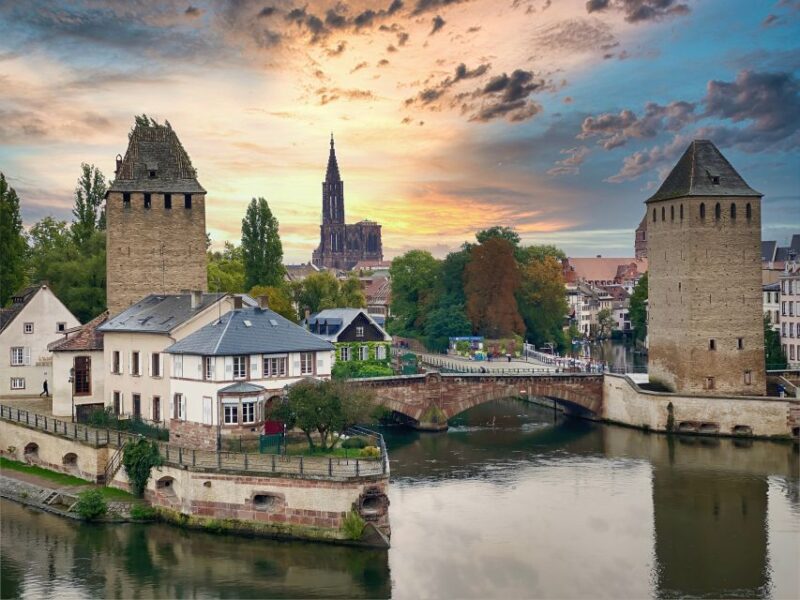 Strasbourg: Bachelor Party Outdoor Smartphone Game - Key Points