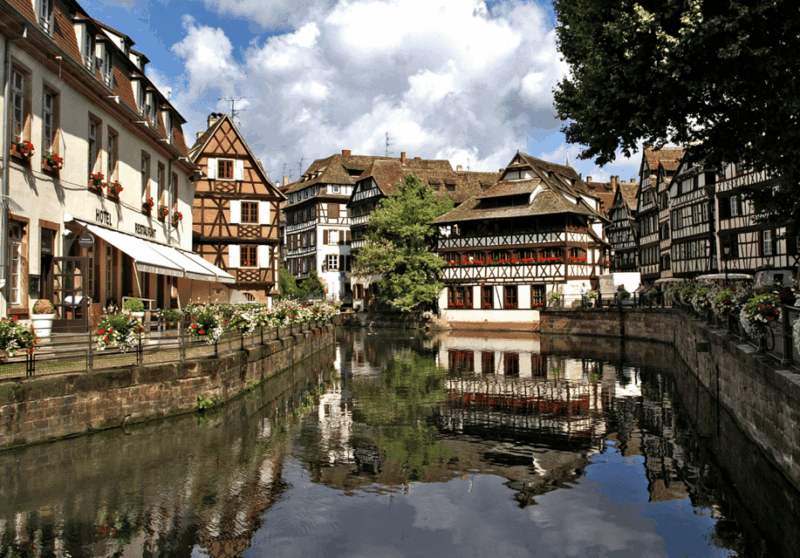 Strasbourg: Bike Rental for 1 Day - Included Amenities
