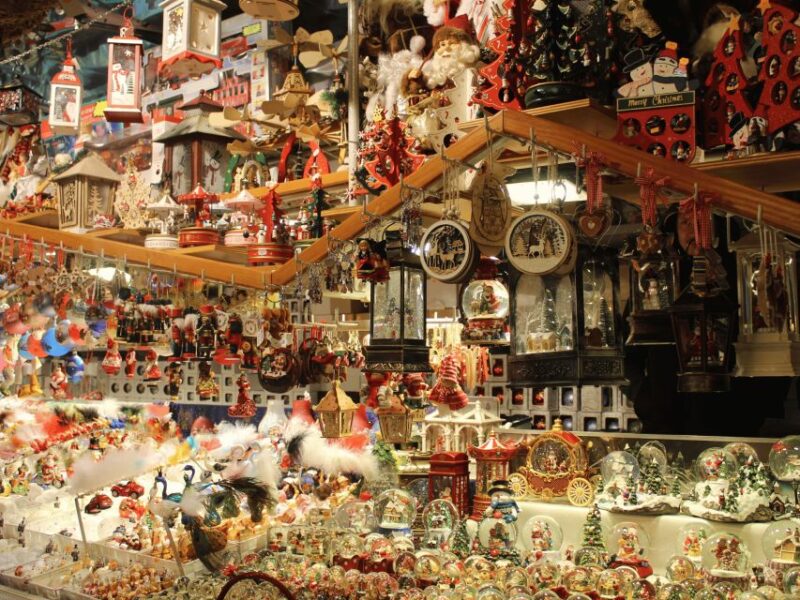 Strasbourg: Christmas Market by Night With Mulled Wine - Exploring Hidden Gems